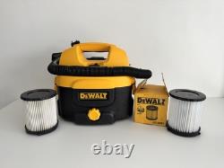 Dewalt DC500 GB/QW Wet & Dry Vacuum Cleaner Corded 240v or Cordless 300w