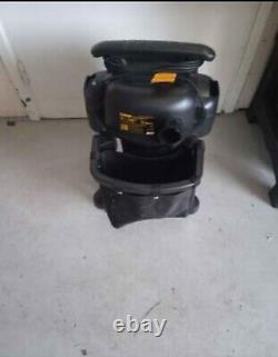 Dewalt Wet & Dry Vacuum Cleaner 38 Litre with 2.1m Hose 240v
