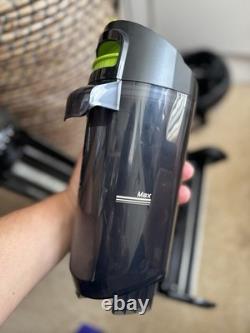 Eureka NEW400 Wet and Dry Vacuum Cleaner Cordless Electric Mop Black