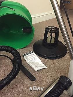 George Wet And Dry Vacuum Cleaner