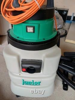 Industrial Wet And Dry Cleaner For Carpets And Soft Finishing