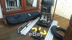 Kiam Gutter Cleaning System KV100 Wet & Dry Vacuum Cleaner & 28ft 8.4m Pole Kit
