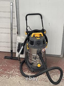 L Class 110V Vacuum Cleaner 30L Wet & Dry Industrial with 220-240V PTO Vacmaster