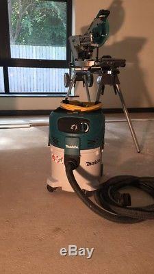 MAKITA VC3012M/1 Wet and Dry M Class 30L Dust Extractor Vacuum Cleaner 110V