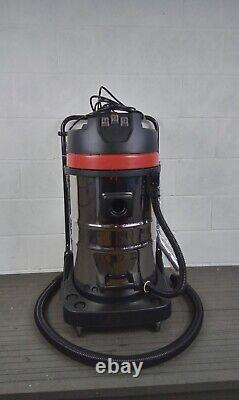 MAXBLAST 80L Industrial Vacuum Cleaner Customer Return B2467