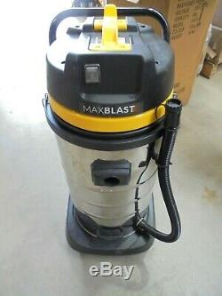 MAXBLAST Industrial Wet & Dry Vacuum Cleaner Powerful 1400W, 60 Litre A4740