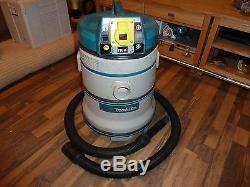 Makita 440 Wet & Dry Vacuum Cleaner and Dust Extractor not festool hoover