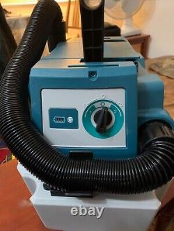 Makita DVC750L cordless portable wet & dry vacuum cleaner excellent used condi