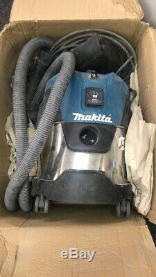 Makita VC2012L/2 240v Wet and Dry L-Class Dust Vacuum Cleaner 20L SEE PHOTOS