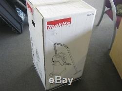 Makita VC3011L 110v Vacuum Cleaner 28L Wet and Dry Dust Extractor NEW IN BOX