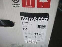 Makita VC3011L 110v Vacuum Cleaner 28L Wet and Dry Dust Extractor NEW IN BOX