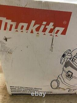 Makita wet and dry vacuum cleaner DVC4210M