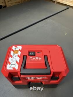 Milwaukee M12FVCL-0 Vacuum Cleaner with Wet and Dry Attachments