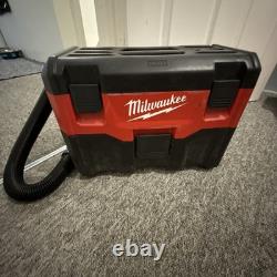 Milwaukee M18 VC2-0 Wet Dry Vacuum Cleaner