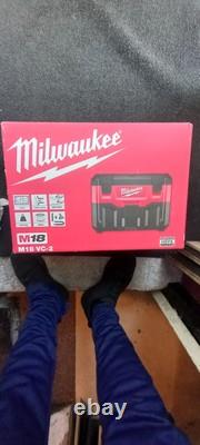 Milwaukee wet and dry vacuum cleaner. No Batterys
