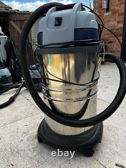Nilfisk VL100 GO Vacuum 35L Wet Dry Cleaner