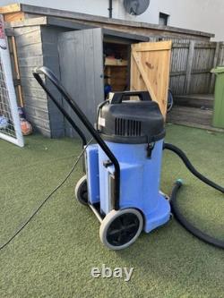 Numatic WVD902 Wet & Dry Industrial Vacuum Cleaner 2000W With Hose & Cables