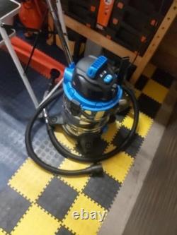 Power 30 PTO Wet & Dry Cleaner, with Power Take Off socket, 30 Litre Capacity