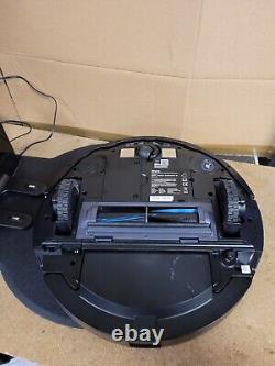 Shark Matrix 2-in-1 Robot Vacuum Cleaner Wet/Dry RV2600WFEU 30 With Charger