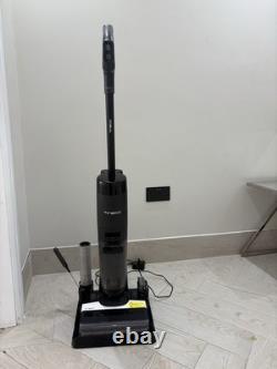 Tineco Floor ONE S7 Pro Smart Wet Dry Vacuum Cleaner (london, ilford)