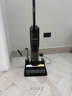Tineco Floor ONE S7 Pro Smart Wet Dry Vacuum Cleaner (london, ilford)