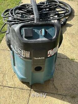 Used Makita wet and dry vacuum cleaner industrial
