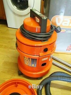 Vax 3-in-1 6131 Vacuum Cleaner Carpet Upholstery Cleaner 1300. Wet and dry