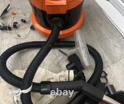 Vax wet and dry vacuum cleaner Model 121